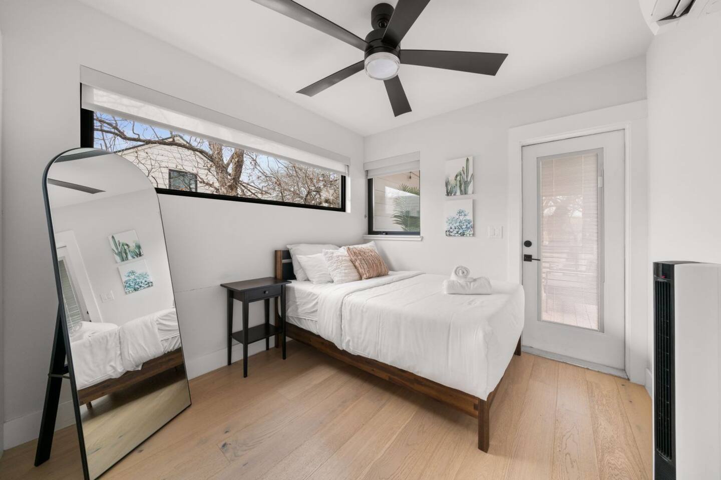 2311 East 8th Street, Unit 2 Austin, TX 78702 - Photo 18 of 37