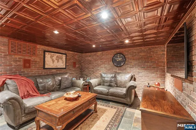 $1,600,000 | 225 Hillside Avenue, Nutley, NJ 07110