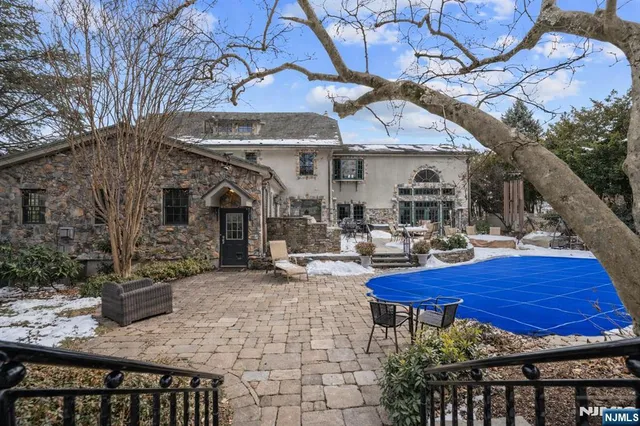 $1,600,000 | 225 Hillside Avenue, Nutley, NJ 07110