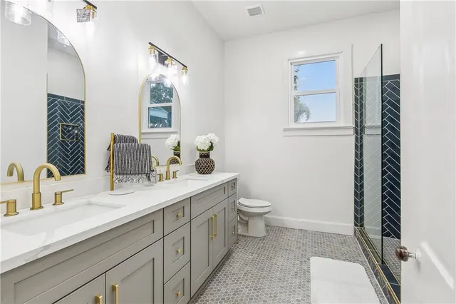 $739,000 | 2417 Royal Street, New Orleans, LA 70117