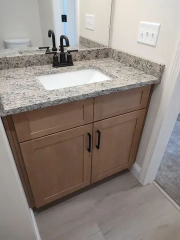 $3,750 | 4 Dutch Drive, Litchfield, NH 03052