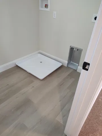 $3,750 | 4 Dutch Drive, Litchfield, NH 03052