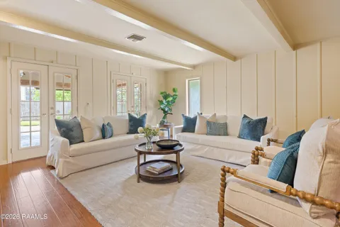 $570,000 | 106 Teche Drive, Lafayette, LA 70503