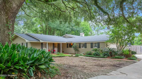 $575,000 | 106 Teche Drive, Lafayette, LA 70503