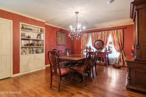 $585,000 | 106 Teche Drive, Lafayette, LA 70503