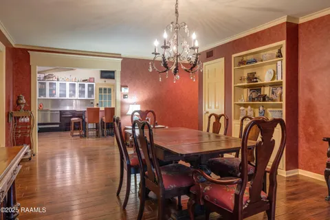 $575,000 | 106 Teche Drive, Lafayette, LA 70503