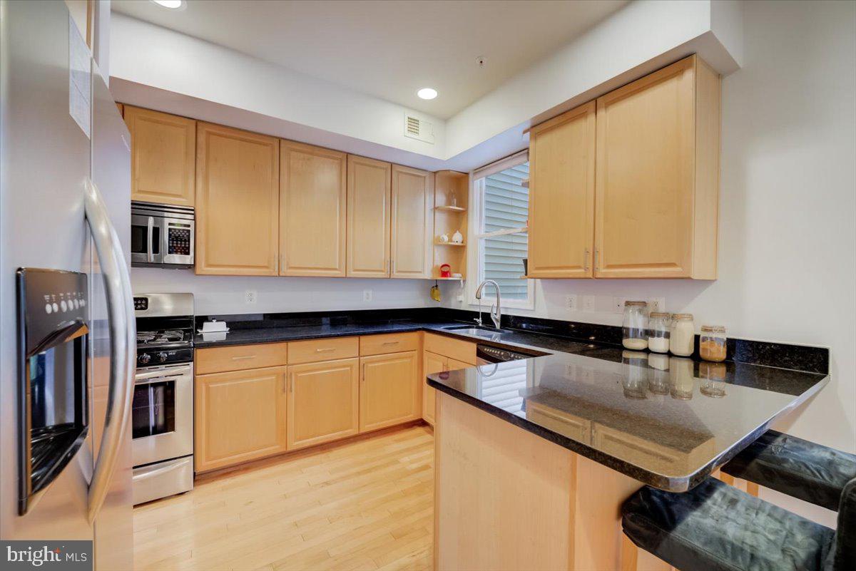 251 14th Street Southeast, Unit A Washington, DC 20003 - Photo 12 of 35