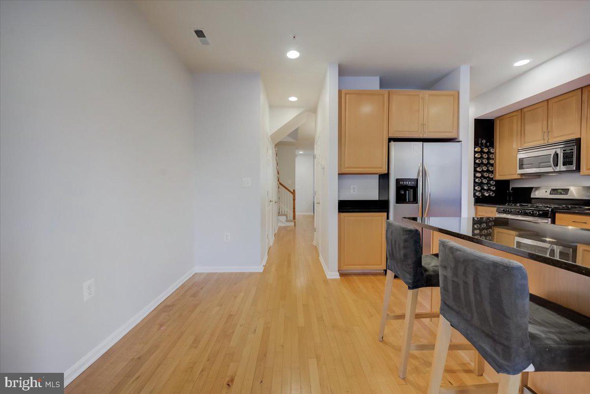 251 14th Street Southeast, Unit A Washington, DC 20003 - Photo 15 of 35