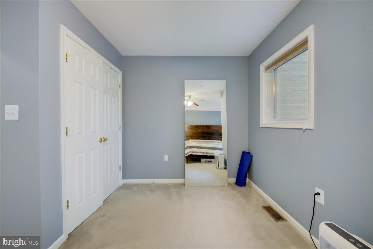251 14th Street Southeast, Unit A Washington, DC 20003 - Photo 21 of 35