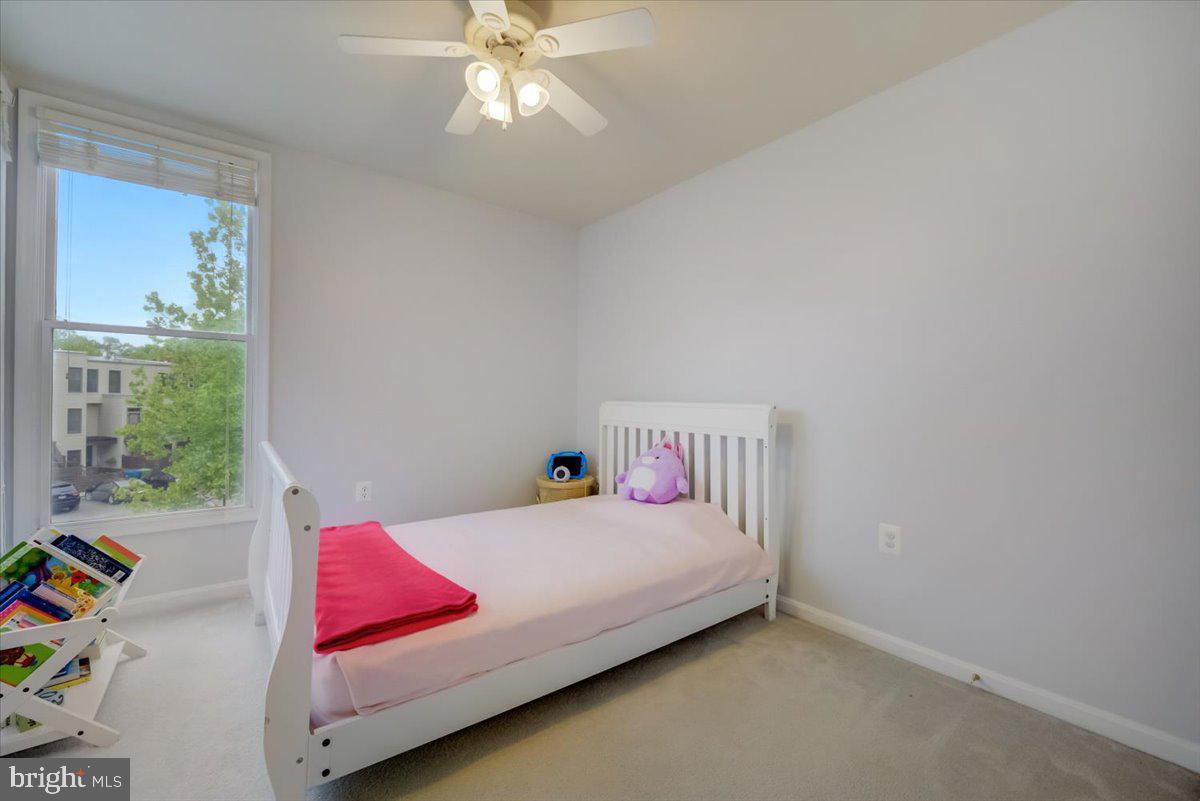 251 14th Street Southeast, Unit A Washington, DC 20003 - Photo 29 of 35