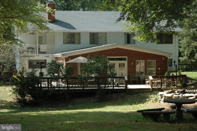 13430 Compton Road Clifton, VA 20124 - Photo 1 of 28 Exterior (Rear)