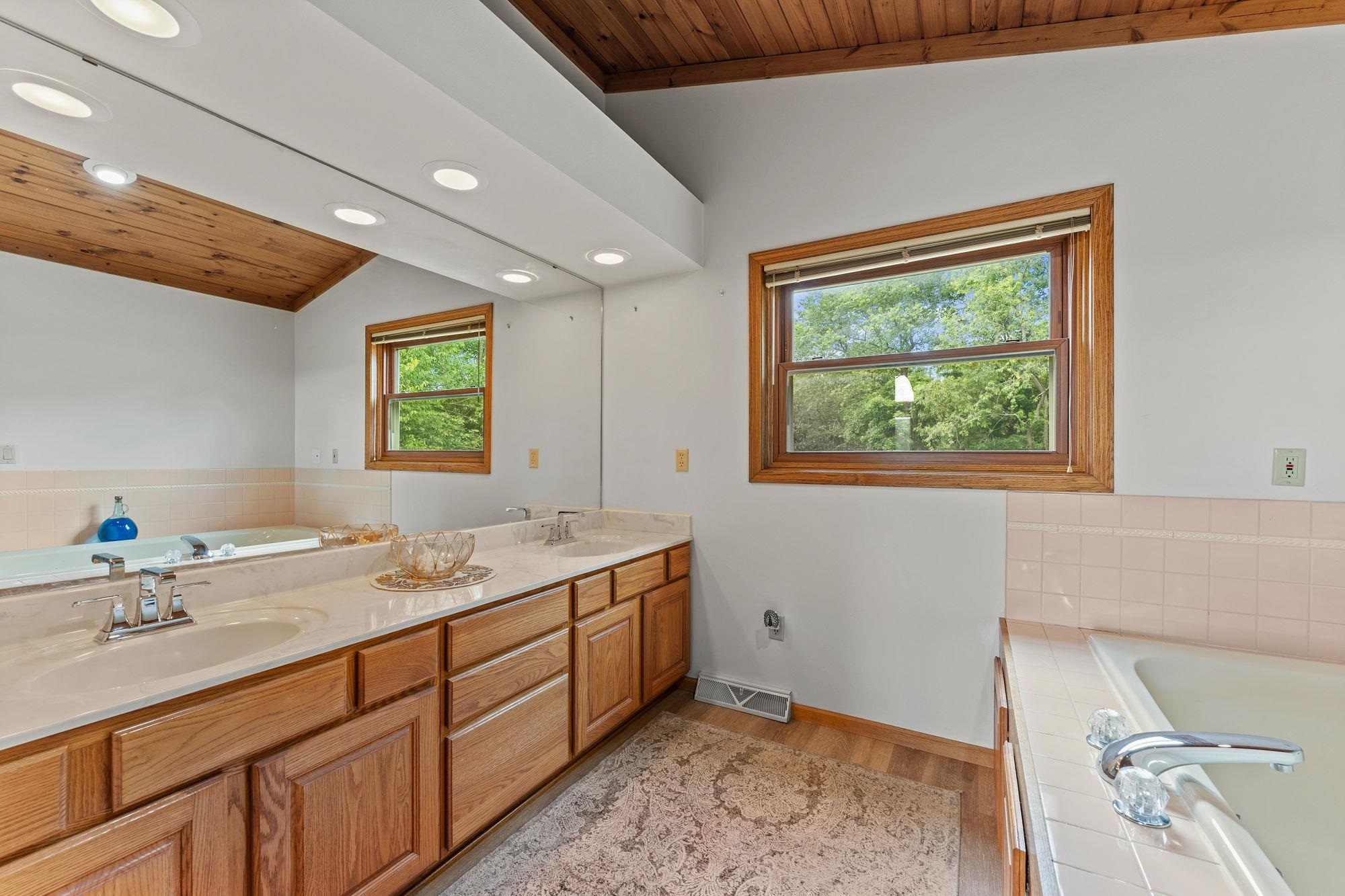 S6041 Oak Court Baraboo, WI 53913 - Photo 28 of 69