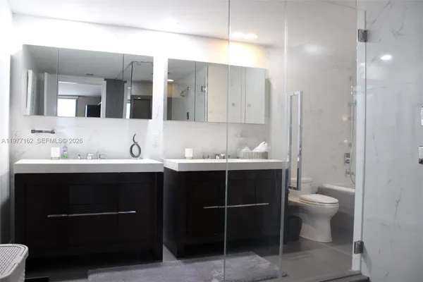 $7,500 | 31 Southeast 6th Street, Unit 1801, Miami, FL 33131