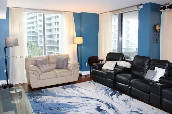 $7,500 | 31 Southeast 6th Street, Unit 1801, Miami, FL 33131
