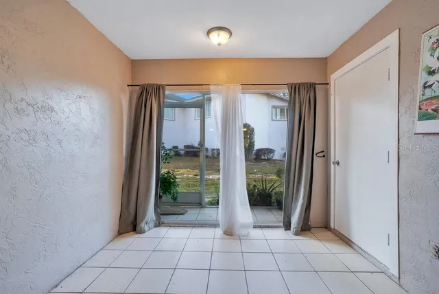 $150,000 | 404 Country Lane Northeast, Unit 404, Winter Haven, FL 33881