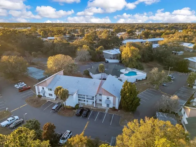 $150,000 | 404 Country Lane Northeast, Unit 404, Winter Haven, FL 33881