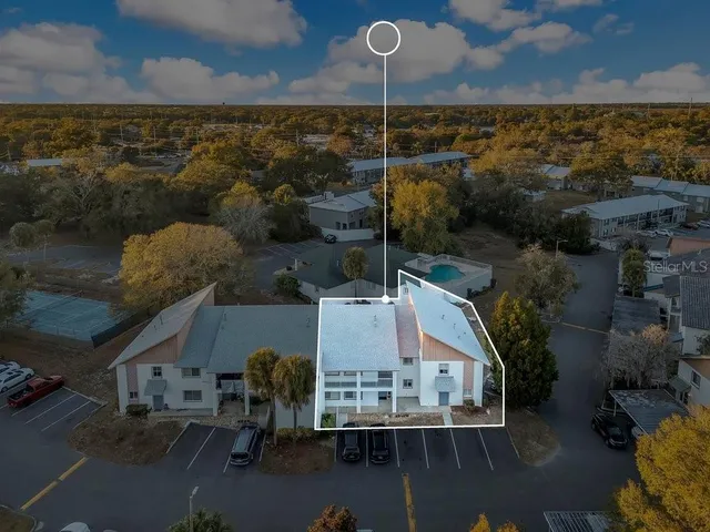 $150,000 | 404 Country Lane Northeast, Unit 404, Winter Haven, FL 33881