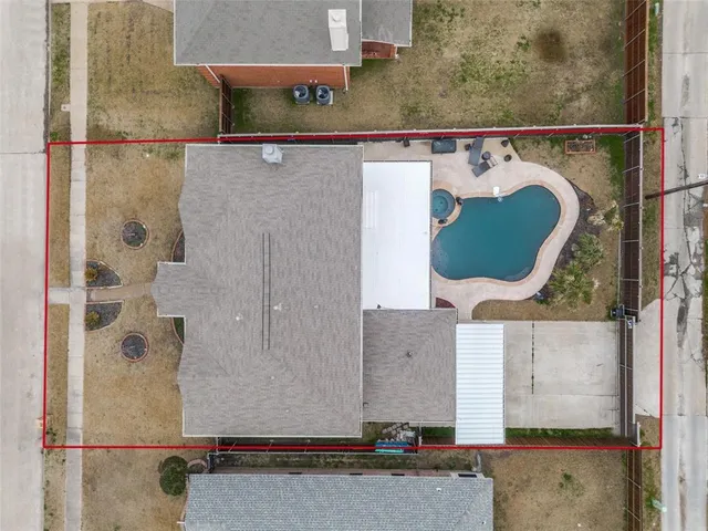 front view of house with a yard