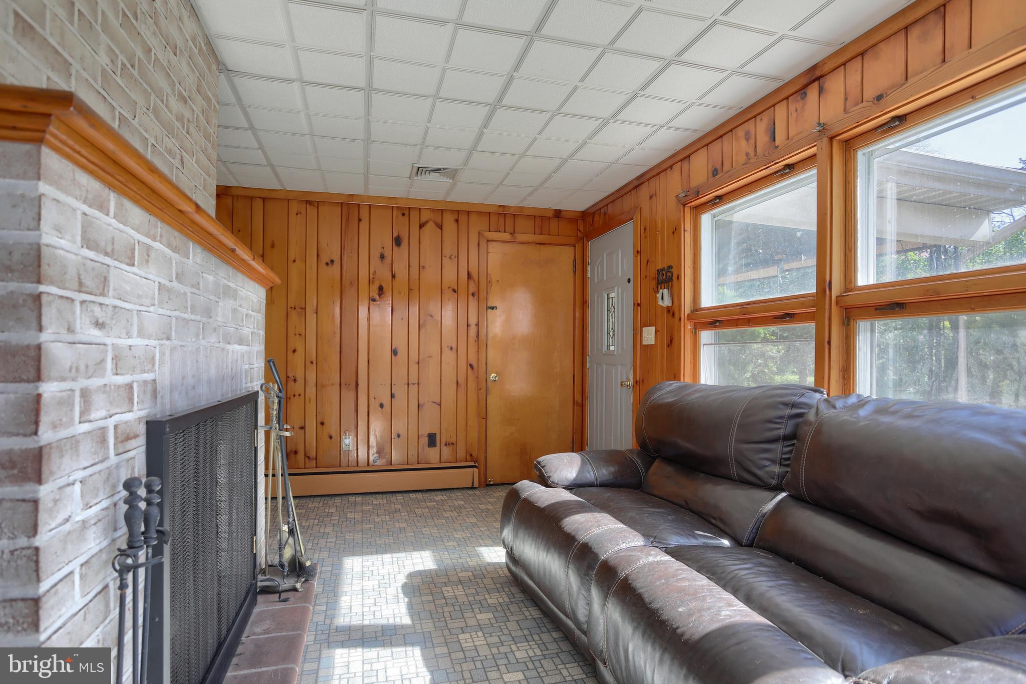 960 Oberlin Road Middletown, PA 17057 - Photo 6 of 38 Gallery Image 6