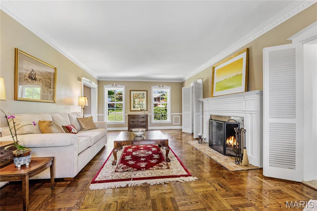 51 Frontenac Estates Drive Frontenac, MO 63131 - Photo 12 of 42