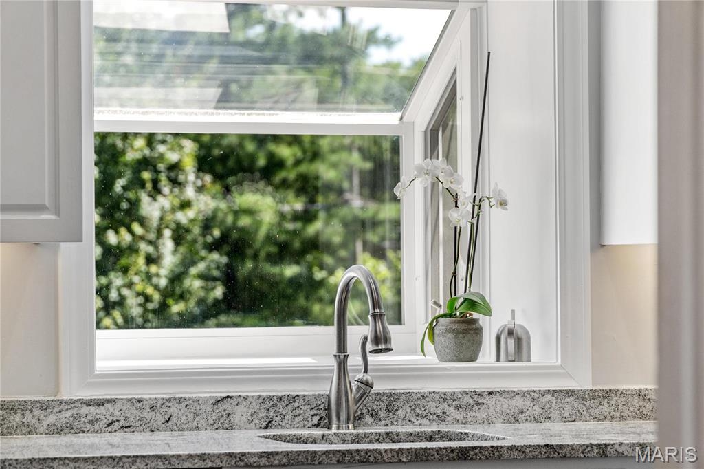 51 Frontenac Estates Drive Frontenac, MO 63131 - Photo 16 of 42