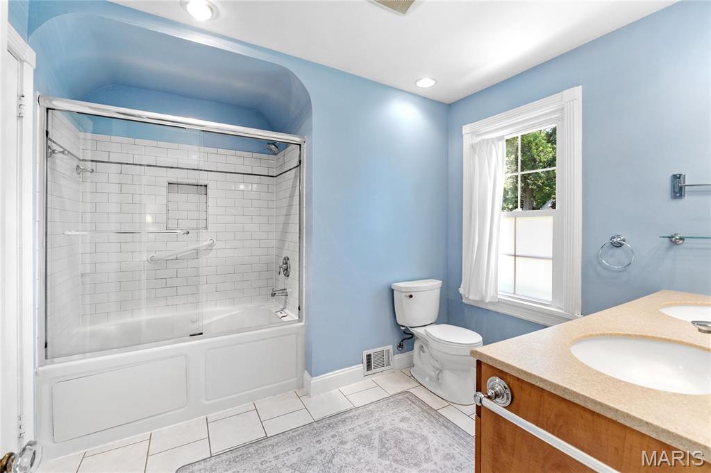 51 Frontenac Estates Drive Frontenac, MO 63131 - Photo 24 of 42