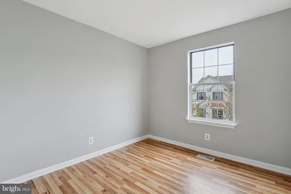 $3,500 | 5130 Beauregard Street, Alexandria, VA 22312