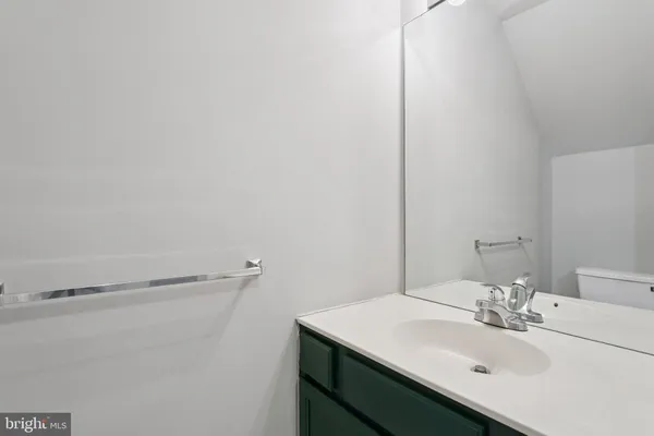 $3,500 | 5130 Beauregard Street, Alexandria, VA 22312