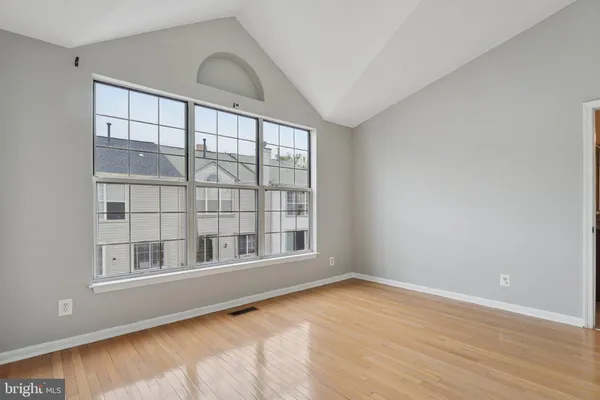 $3,500 | 5130 Beauregard Street, Alexandria, VA 22312