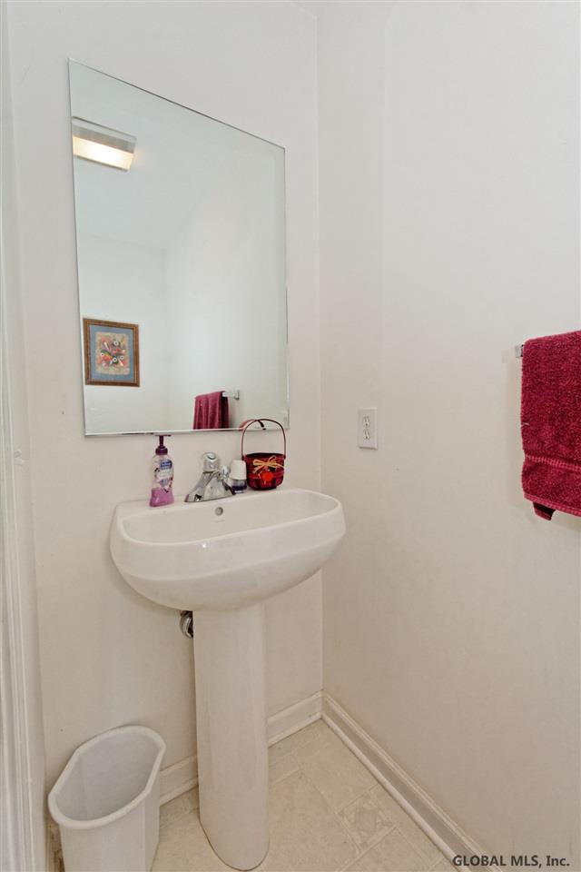 70 Harvard Road Colonie, NY 12189 - Photo 20 of 25 Photo 20