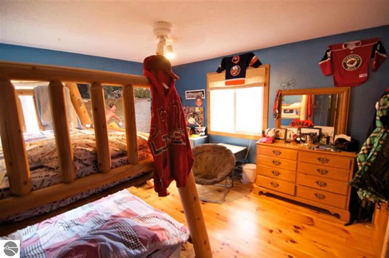 10483 Craig Road Traverse City, MI 49686 - Photo 32 of 53 1786896-31.JPG