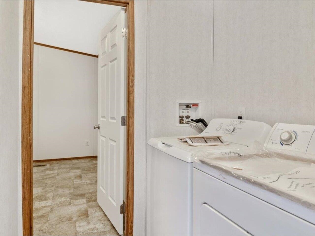 21 2nd Street Colchester, VT 05446 - Photo 16 of 26