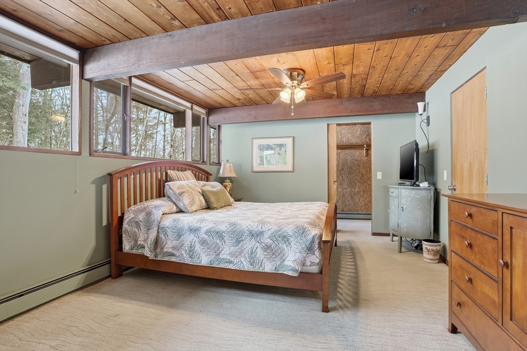 1090 North Road Carlisle, MA 01741 - Photo 24 of 42