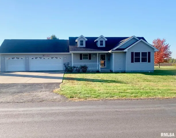 $214,000 | 700 West Dean Street, Virden, IL 62690