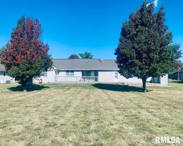 $214,000 | 700 West Dean Street, Virden, IL 62690