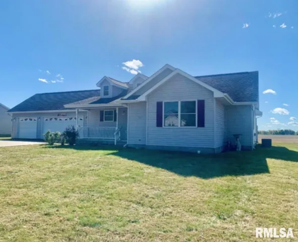 $214,000 | 700 West Dean Street, Virden, IL 62690