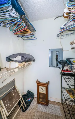 $60,000 | 2001 Greenbriar Boulevard, Unit 7, Clearwater, FL 33763