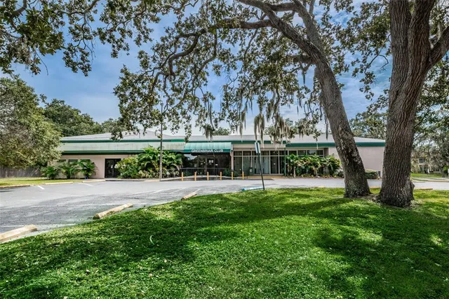 $60,000 | 2001 Greenbriar Boulevard, Unit 7, Clearwater, FL 33763