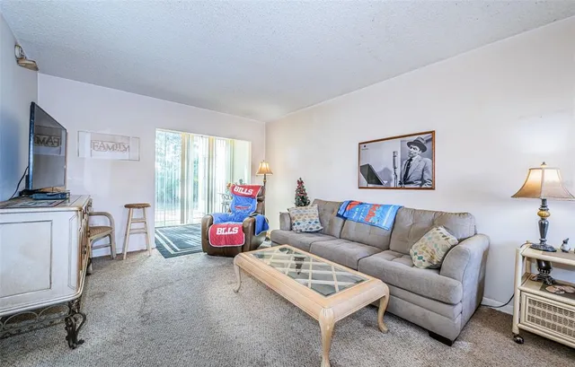 $60,000 | 2001 Greenbriar Boulevard, Unit 7, Clearwater, FL 33763