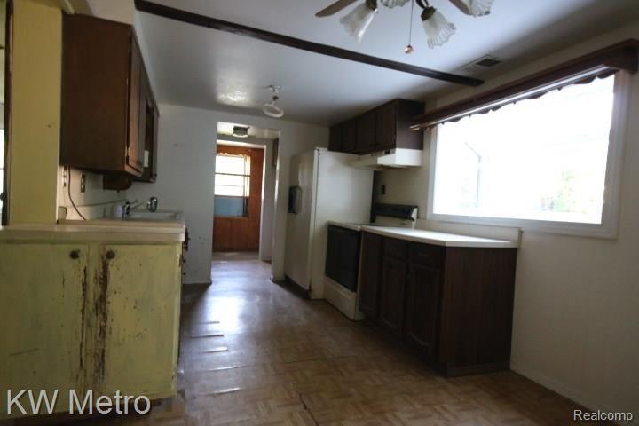1516 Sibley Avenue Rochester Hills, MI 48307 - Photo 20 of 33