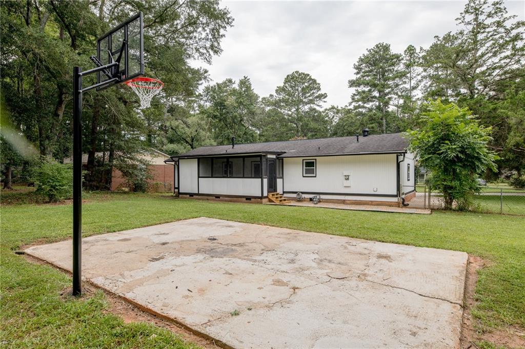 832 Virginia Court Southeast Conyers, GA 30094 - Photo 23 of 30