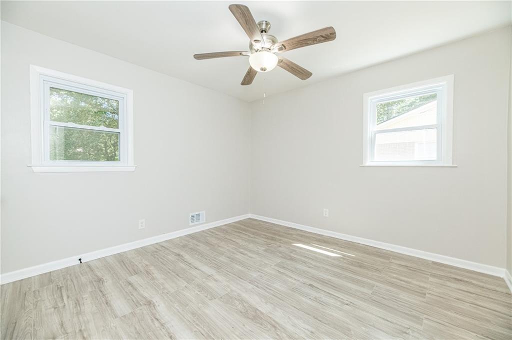 832 Virginia Court Southeast Conyers, GA 30094 - Photo 7 of 30