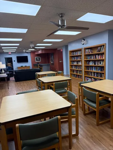 $1,400 | 31 Woodland Street, Unit 6N, Hartford, CT 06105