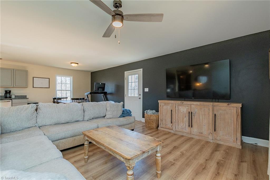 3659 Old Mountain Road Lexington, NC 27292 - Photo 8 of 39