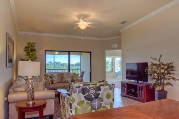 $2,600 | 7305 River Hammock Drive, Unit 206, Bradenton, FL 34212