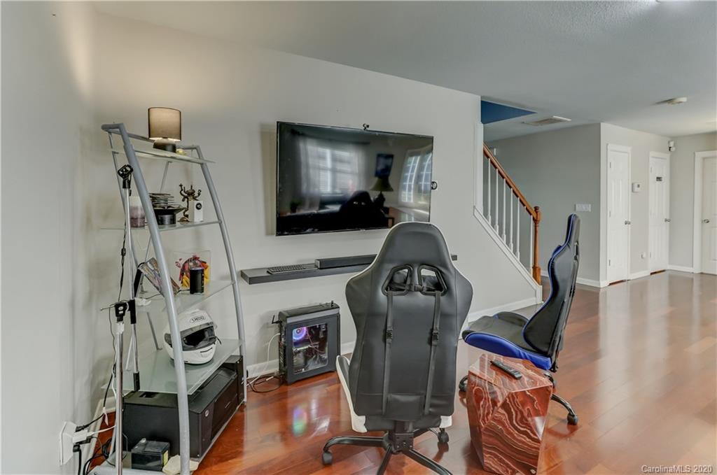 8830 Chalkstone Road Charlotte, NC 28216 - Photo 12 of 40 Gallery Image 12