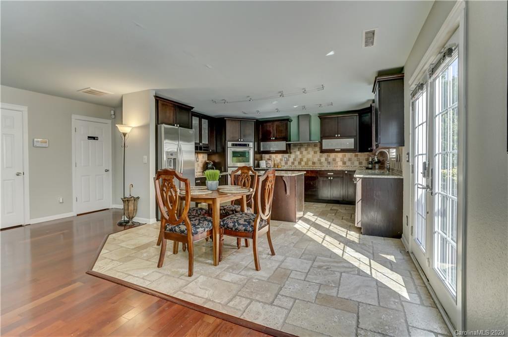 8830 Chalkstone Road Charlotte, NC 28216 - Photo 14 of 40 Gallery Image 14