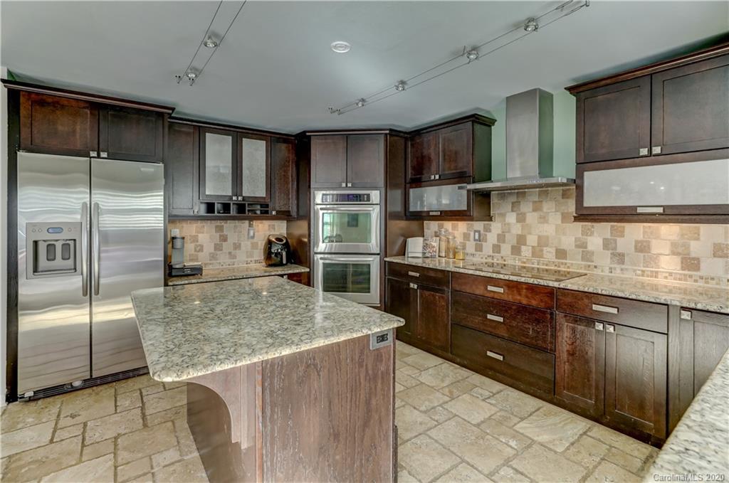 8830 Chalkstone Road Charlotte, NC 28216 - Photo 17 of 40 Gallery Image 17