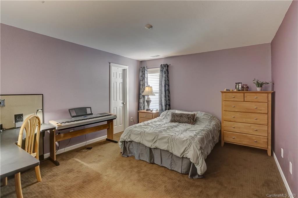 8830 Chalkstone Road Charlotte, NC 28216 - Photo 33 of 40 Gallery Image 33