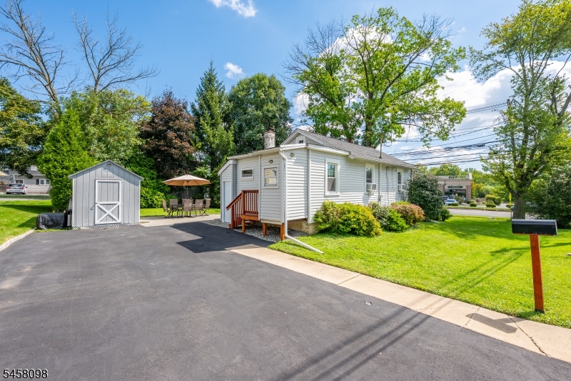100 Ridgedale Avenue Cedar Knolls, NJ 07927 - Photo 3 of 24 Gallery Image 3